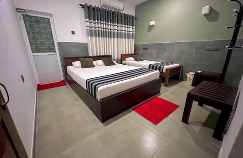 Anuradhapura Hotel | DELMOND Lake - Anuradhapura
