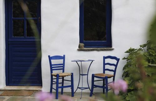 Panormos Casa | Delphis the artist's house