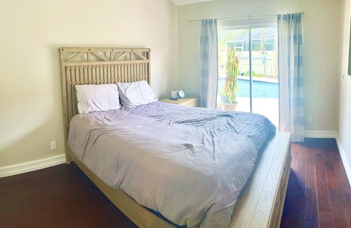 Jog Road Casa | Delray's Delightful Getaway- Family is everything!