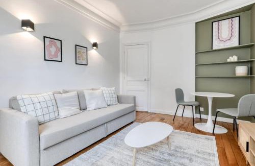 Quartier de Rochechouart Apartamento | Delta - Appartement parisien - 9e
