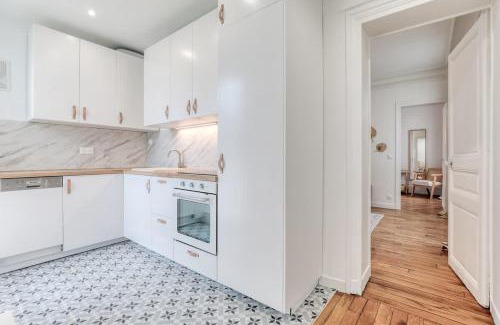 Quartier de Rochechouart Apartamento | Delta - Appartement parisien - 9e