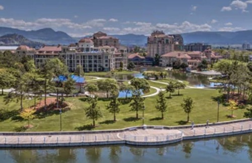 Kelowna Central Business District Apartamento | Delta Grand Okanagan Residence Suite - Lakefront Downtown Kelowna