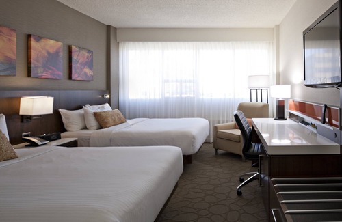 Southside Hotel | Delta Hotels by Marriott Edmonton South Conference Centre