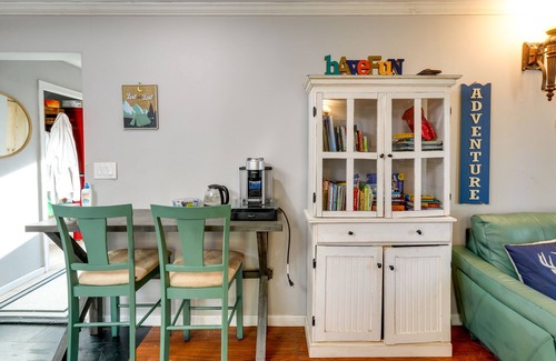 Delta Junction Casa | Delta Junction Rental w/ Shared Pool & Hot Tub!