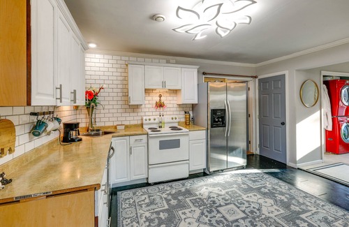 Delta Junction Casa | Delta Junction Rental w/ Shared Pool & Hot Tub!