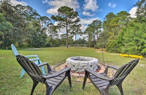 Deltona Lakes Casa | Deltona Lake House, Day Trip to Disney and Universal