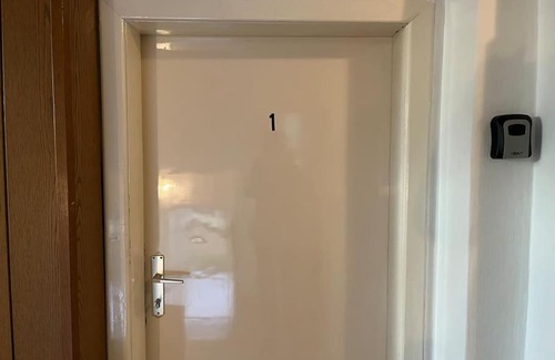 Floridsdorf Apartamento | delux room in big Hause