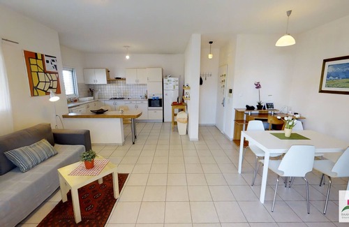 Ra'ananna Apartamento | Deluxe 2 bedrooms with sun balcony - Haprachim St