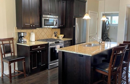 Westbank Condominio | Deluxe 2 floor Lakefront Condo with Pool