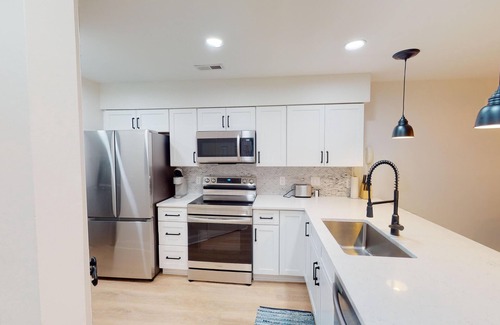 Pawleys Island Villa | Deluxe 2BR Villa amidst Pawleys Islands Fairway