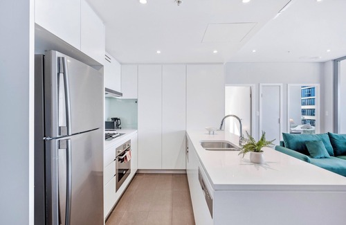 Wentworth Point Apartamento | Deluxe 3b2b apartment with waterfront and convenient facilities