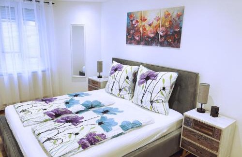 Neustadt an der Aisch Apartamento | Deluxe Apartments Neustadt