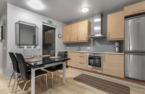 Vesturbær Apartamento | Deluxe Apartment by Old Harbor, Downtown Reykjavík!