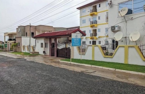 Osu Klottey Apartamento | Deluxe apt in East Legon - 4002