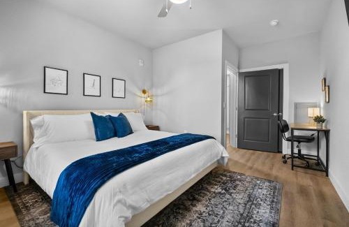 Rogers Apartamento | Deluxe Apt, King Bed, Pool, Gym,free "p"