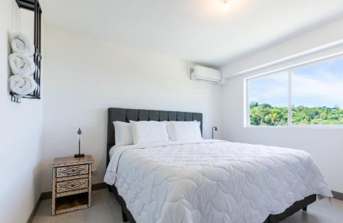 Punta Leona Apartamento | Deluxe Apt with Ocean View & Beach Access only 1 hour drive from San Jose