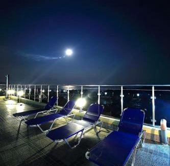 Balchik Apartamento | Deluxe Art Maisonettes in Panoramic Roof Complex
