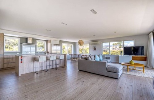 Karkari Peninsula Casa | Deluxe Break Away