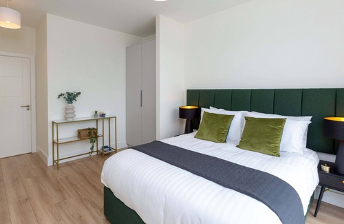 Inchicore Apartamento | Deluxe Central Two Bedroom Apartment by Blu Atlantic