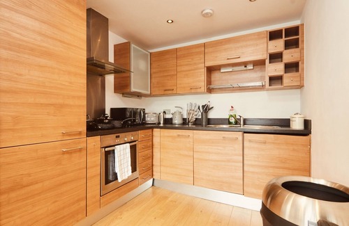 Leeds Apartamento | Deluxe City Apt, Beautiful River View&free Parking