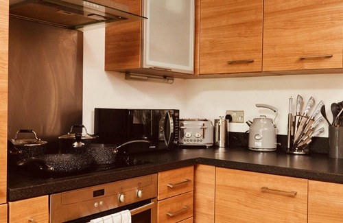 Leeds Apartamento | Deluxe City Apt, Beautiful River View&free Parking