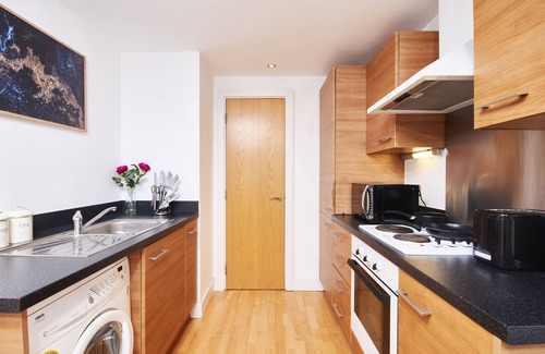 Leeds Apartamento | Deluxe City Centre Apt Balcony View & Free Parking