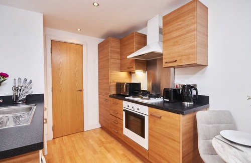 Leeds Apartamento | Deluxe City Centre Apt Balcony View & Free Parking