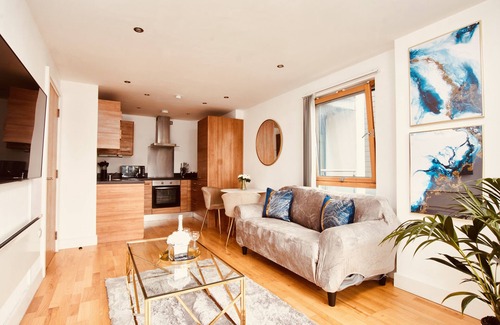 Leeds Apartamento | Deluxe City Centre Apt Balcony View Free Parking