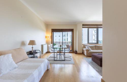 Foz do Douro Apartamento | Deluxe Condominium with Ocean View