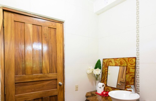 Torio Casa | Deluxe Double Room with Balcony and Sea View