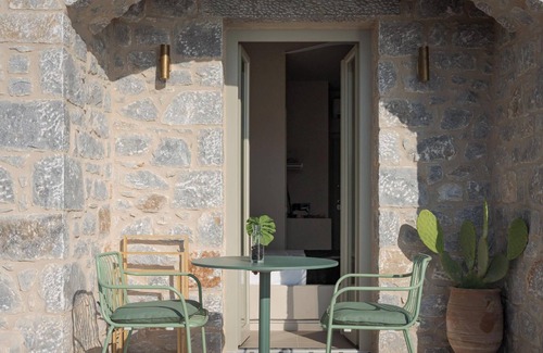 Limeni Apartamento | Deluxe Double Room By Yerma Suites Limeni