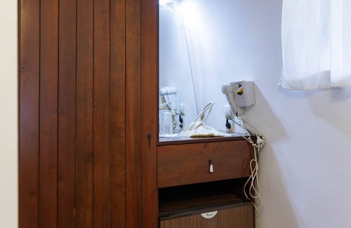 Omales Apartamento | Deluxe Double Room - Castello di Haria