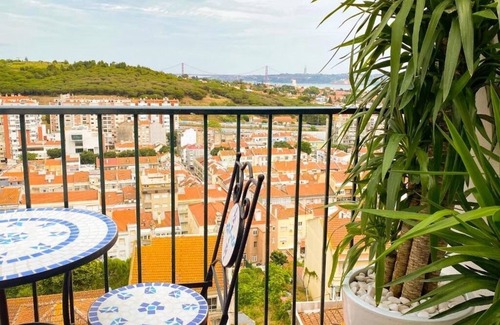 Alges Apartamento | Habitación Doble de Lujo con Balcón y Vista Sublime al Tajo