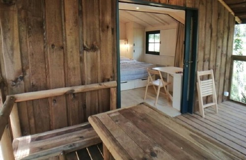 Saint-Cirq-Lapopie Cabina | DELUXE DUO CABIN ON PILOTS 1