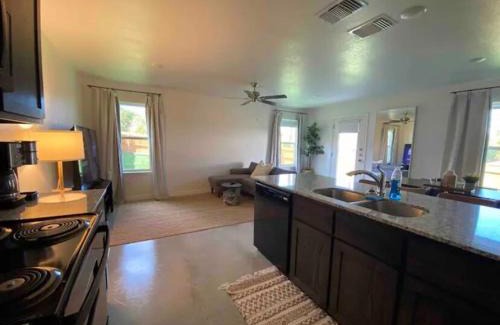 Killeen Casa | Deluxe Duplex