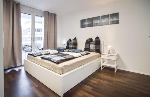 Heilbronner Straße Apartamento | Deluxe Ferienwohnung Apartment Stuttgart Centre/Milaneo