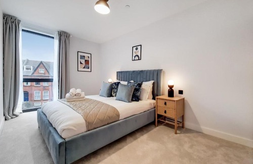 Harrow Apartamento | Deluxe Harrow Wembley Apartment