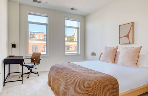 Hoboken Apartamento | Deluxe Hoboken 2BR w/ W/D, Gym & Pool, nr UN