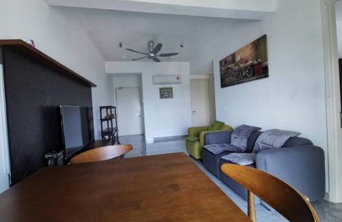 Taman Kenangan Apartamento | DELUXE HOMESTAY @ ONE RESIDENCE