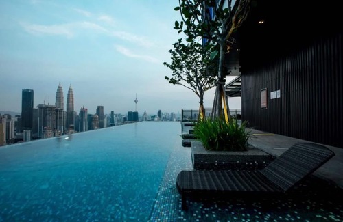 Titiwangsa Apartamento | Suite Deluxe King con vistas a la torre gemela 19