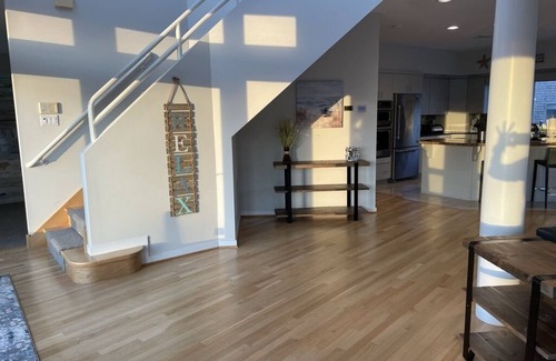 Margate City Casa | DELUXE Margate Beach Home con PISCINA, JACUZZI y vistas espectaculares a la bahía - Capacidad para 18 personas