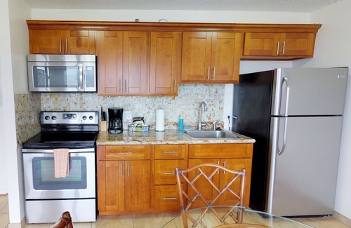 Waikiki Condominio | Deluxe Panoramic Mountain View Condo - 37th Floor, Free parking & Wifi by Koko Resort Vacation Rentals