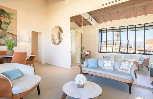San Niccolo Apartamento | Penthouse Ponte Vecchio Cathedral View + Parking + Terrace