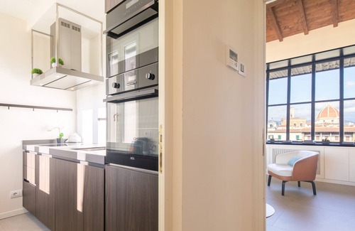 San Niccolo Apartamento | Penthouse Ponte Vecchio Cathedral View + Parking + Terrace