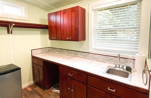 Pahoa Cabina | Deluxe Premium Cabin at Eco Retreat & Farm-Stay