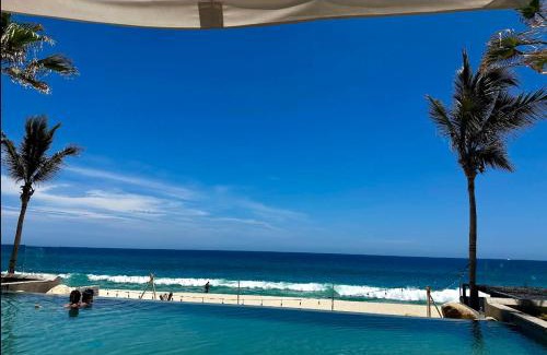 Cabo San Lucas Hotel | Deluxe Room at Garza Blanca Los Cabos