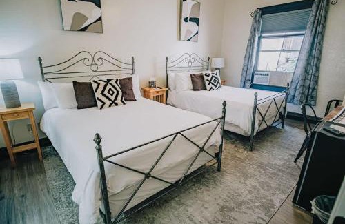 Bisbee Casa | Deluxe Room at The Block