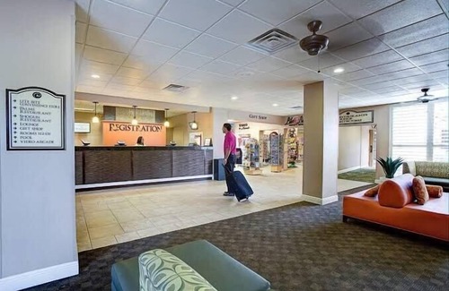 Florida Center Apartamento | Deluxe Room Near Gator Golf Adventure Park ORL