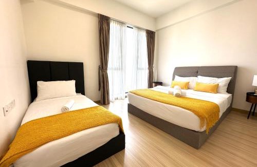 Seri Tanjung Pinang Apartamento | Deluxe Seaview Suite Tripe Bed with bath tub 25