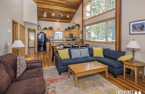 Big Horn Casa | Deluxe Ski-In/Out Home! Walking Distance to Resort ! Cozy Fireplace!